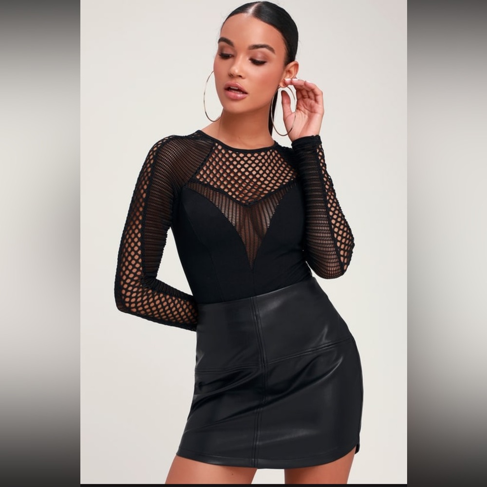 NWT Lulus Kaydance Black Mesh Long Sleeve Bodysuit Size Small